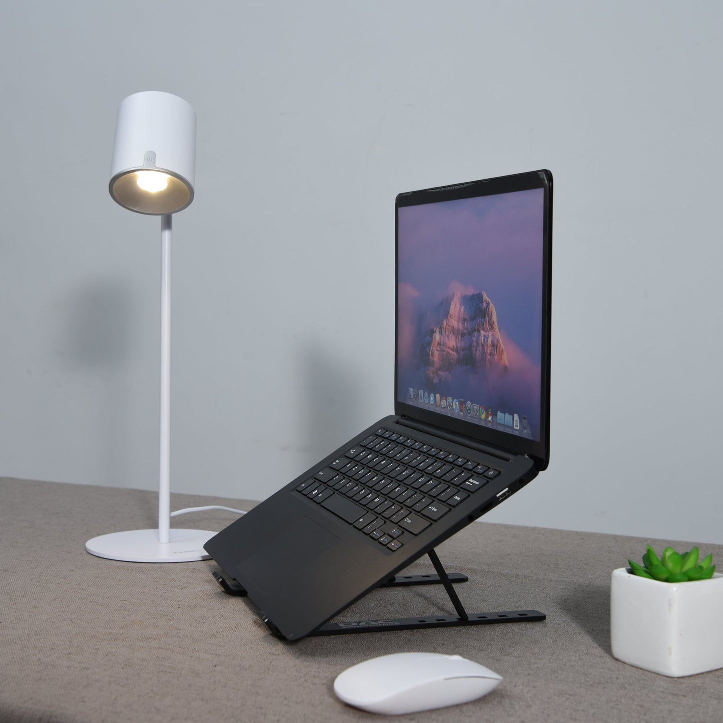 Lampe de bureau LED en métal DAC® MP-324 avec tête rotative à 340°, blanche