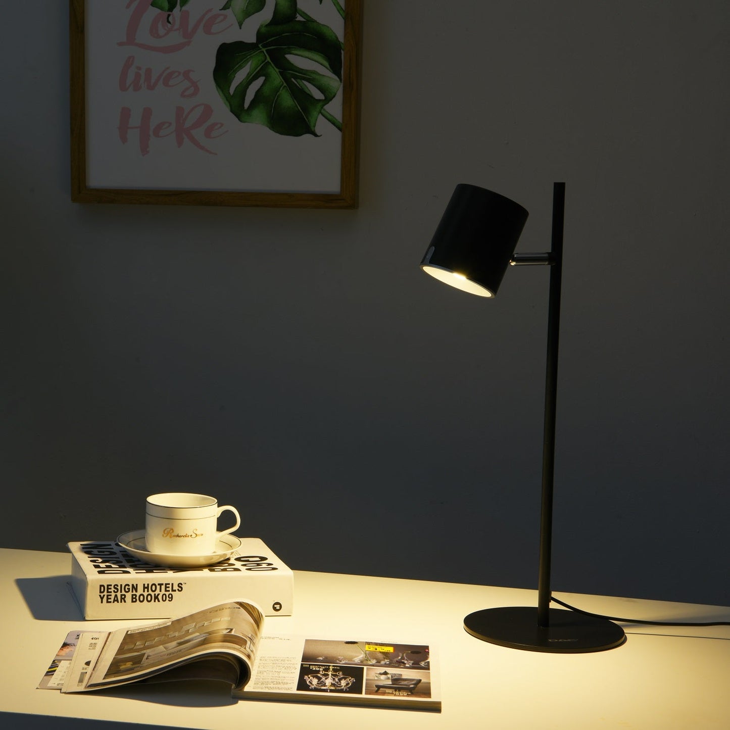 Lampe de bureau LED en métal DAC® MP-321 avec tête rotative à 340°, noire